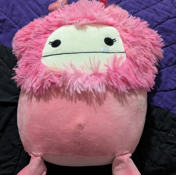 Valentine bigfoot with headband Squishmallow 12in - Picture 2 of 6